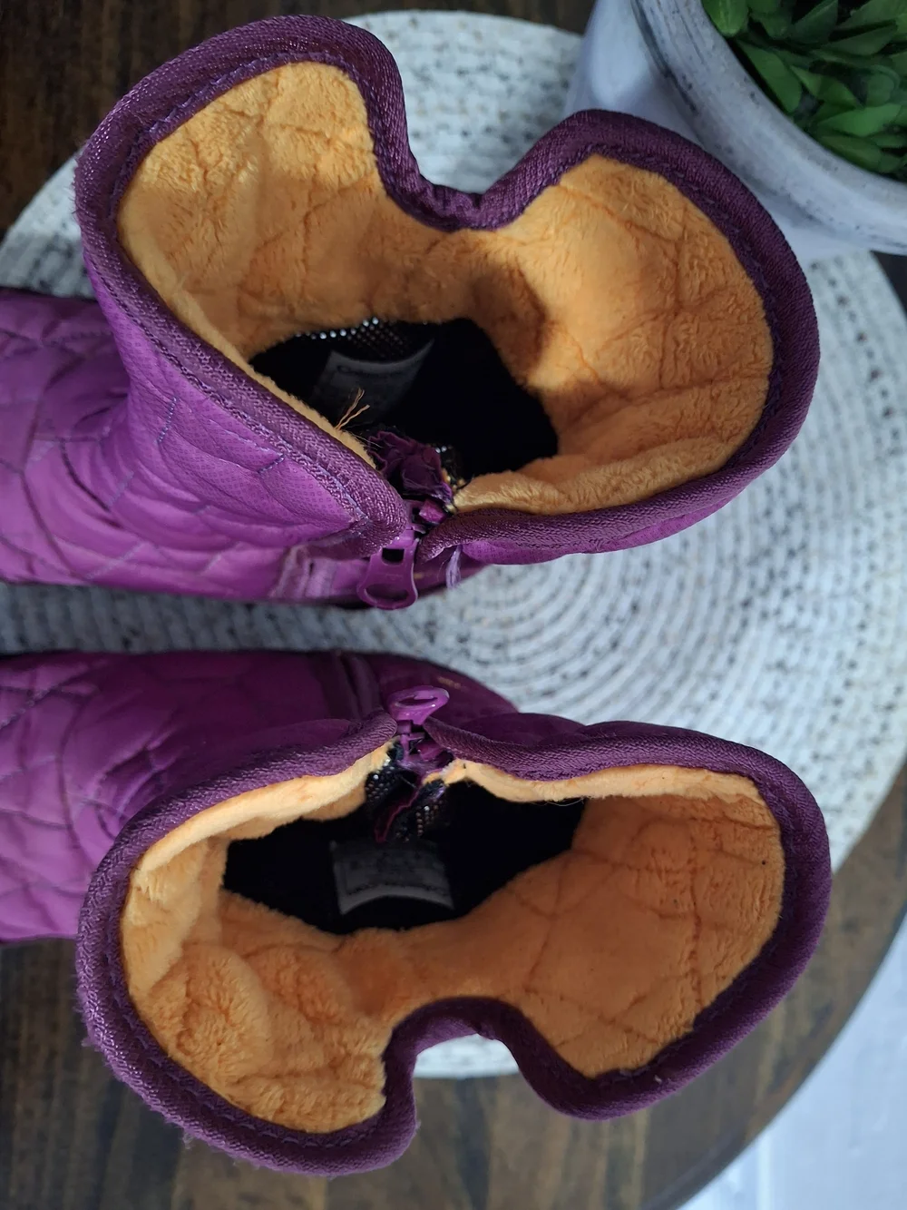Kid's Columbia Quilted Purple Winter Boots Size 2.